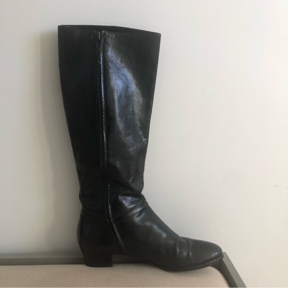 Salvatore Ferragamo Leather boots - Picture 2 of 5